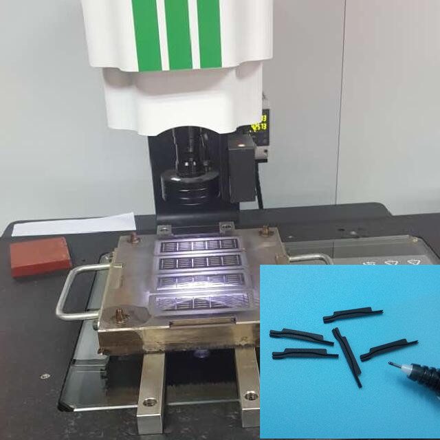 Self Adhesive Silicone Seal.jpg