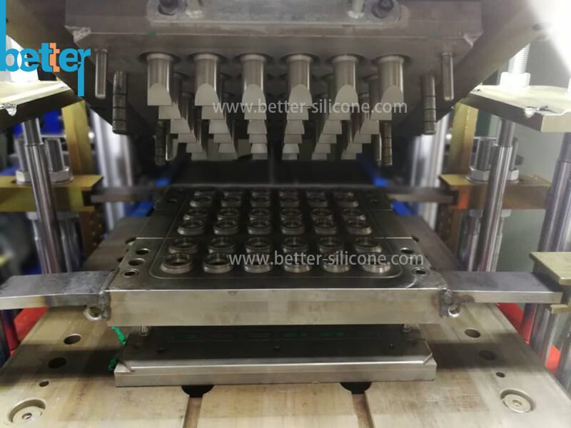 duckbill drain vavle molding