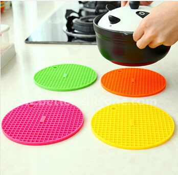 FDA Kitchen Cooking Silicone Pan Mat
