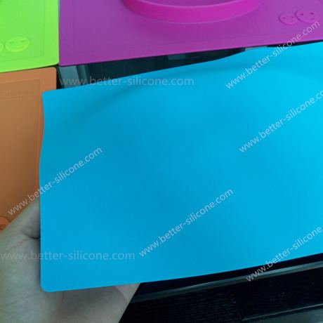 Silicone Baby Placemats with Non-slip Kids Dinnerware at FDA Standard