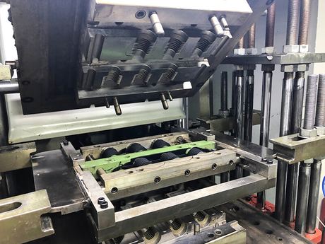 Compression Moulding for Liquid Silicone Bellows Vacuum Suction Gripster