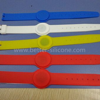 Smart Silicone Wristband with RFID